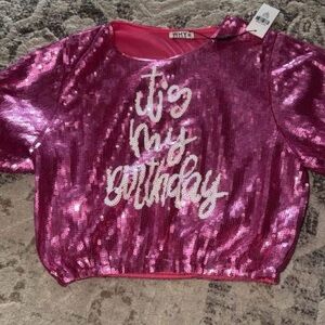 Beautiful Pink Sequin "It's My Birthday" top 🩷